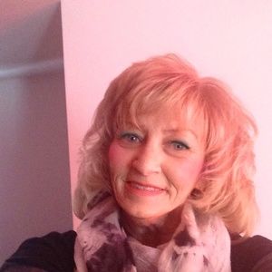 Meet your Posher, Janet